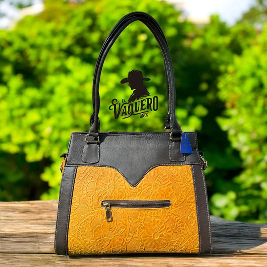 Cartera Mostaza con Grabado